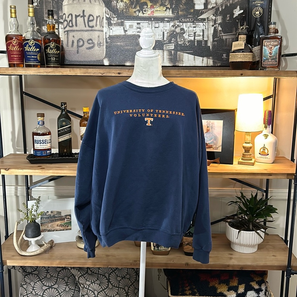 Vintage Tennessee champion sweater XXL fits like a Large